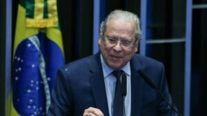 José Dirceu critica emendas impositivas e afirma que verba parlamentar “corrompe a democracia”