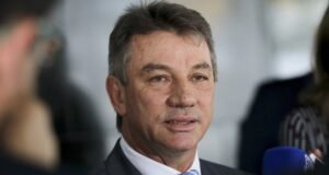 TSE: André Mendonça vota a favor da cassação do governador de Roraima