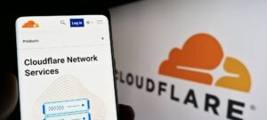 Cloudflare normaliza operação após pane que afetou X, ChatGPT e outros serviços
