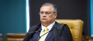 Flávio Dino contesta André Mendonça e refuta acusação de ativismo do STF no caso do “núcleo 3”