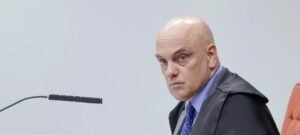 Moraes concentrará execução da pena de Bolsonaro e definirá regras de visitas