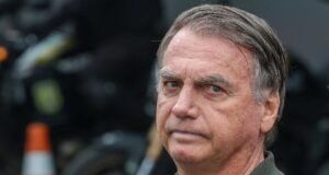 Moraes libera Bolsonaro para receber refeições particulares na sede da PF