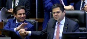 Congresso rejeita parte dos vetos de Lula e impõe revés ao Planalto