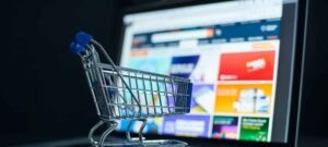 Black Friday registra mais de 8,6 mil reclamações no Reclame Aqui e 431 alertas de golpe em menos de 48 horas