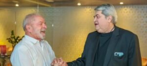 Datena acerta com governo Lula e comandará programas na TV Brasil e na Rádio Nacional