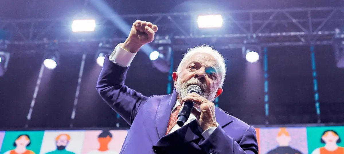 PT divulga manifesto de “ofensiva democrática” para impulsionar reeleição de Lula em 2026 - Imagem do artigo