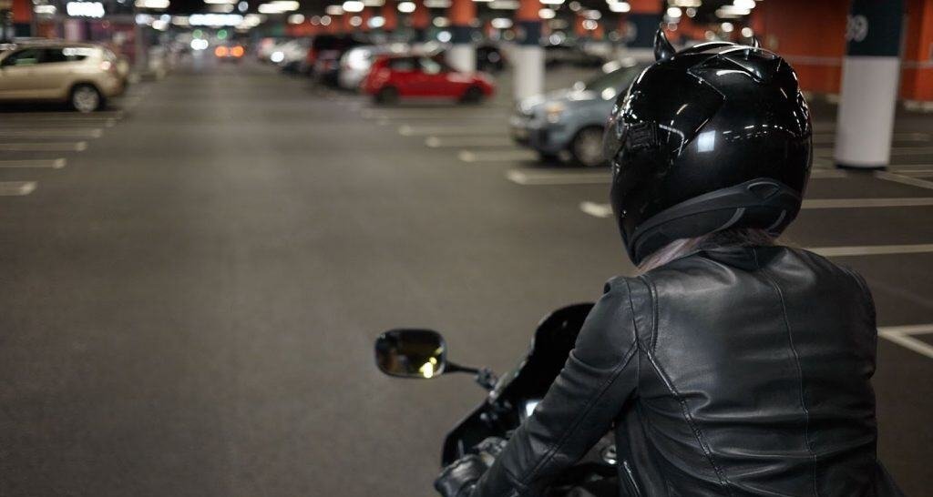 Isenção de IPVA para motos: entenda as novas regras de cilindrada, idade e benefícios especiais - Imagem do artigo original