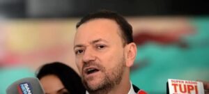 PT chama militância às ruas contra PL da Dosimetria e marco temporal