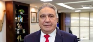 Relatório de SEPLAN e SES contesta valor de dívida citado por Laurez Moreira e aponta diferença de 54%