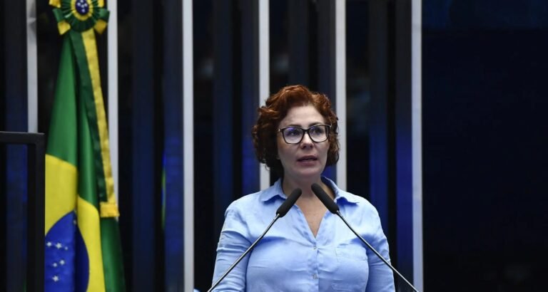 STF envia fotos da prisão feminina de Brasília à Justiça italiana no processo de extradição de Carla Zambelli