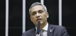 Advogado afirma que Gustavo Gayer é investigado por desvio de emenda que não foi liberada