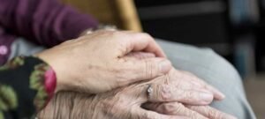 Demência LATE pode explicar parte dos diagnósticos de Alzheimer, apontam estudos