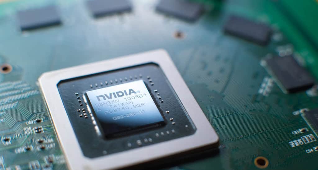 Ciclo de vida dos chips encolhe e acende alerta de bolha na corrida da IA - Imagem do artigo original