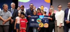 Wanderlei Barbosa volta ao cargo, critica gestão interina e lança Cartão AlimenTO