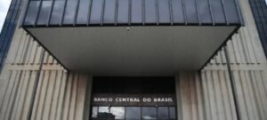 Entidades financeiras divulgam nota de apoio à autonomia do Banco Central no caso Master
