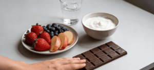 Tristeza aumenta desejo por doces, aponta estudo da USP