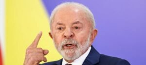 Lula sanciona LDO de 2026 e veta aumento do Fundo Partidário