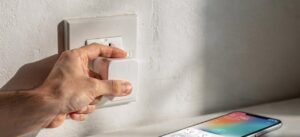 Primeiro passo para transformar uma residência comum em casa inteligente