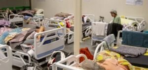 Ministério da Saúde lança nova Caderneta da Pessoa Idosa com foco em cuidados paliativos e prevenção de violência