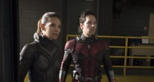 Evangeline Lilly relata danos cerebrais depois de acidente no Havaí