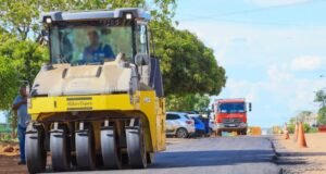Prefeitura de Palmas recapeia 500 metros da marginal leste da BR-010 no sul da capital