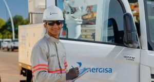 Energisa seleciona engenheiro e eletricistas para atuar em quatro municípios do Tocantins
