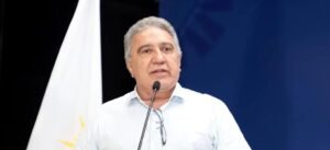 Vice-governador Laurez Moreira diz ter sido surpreendido por transferência de gabinete para sala comercial em Palmas