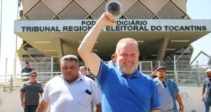 Mauro Carlesse se desfilia do Agir após lançar pré-candidatura ao governo do Tocantins