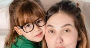 Virginia Fonseca relata que Maria Alice, de 4 anos, sofre com dores de cabeça parecidas com as suas
