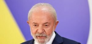 Salário mínimo sobe para R$ 1.621 em 2026, mas Lula diz que valor segue insuficiente