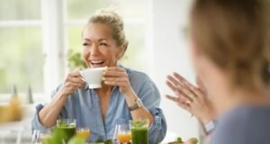 Nutricionista alerta: suco no café da manhã pode dificultar emagrecimento