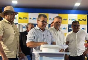 Palmas assina contrato para centralizar merenda escolar com participação do vereador Folha