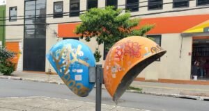 Anatel inicia remoção definitiva dos orelhões; aparelhos deixam as ruas até 2028