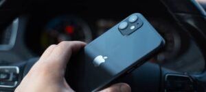 Manter um iPhone 16 Pro ou 17 Pro no Brasil em 2026 pode custar até R$ 5,8 mil por ano