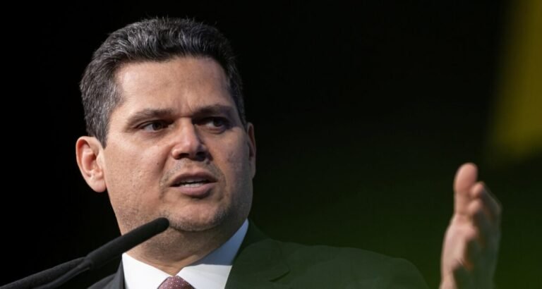 Senado mantém sob sigilo dados de WhatsApp e finanças de Daniel Vorcaro, apesar de pedido da CPMI do INSS