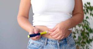 Reino Unido emite alerta para pancreatite associada a canetas emagrecedoras