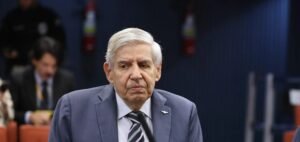 MP Militar pede perda de patente de Augusto Heleno por violar dever de “amar a verdade”