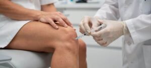 Injeção experimental estimula regeneração da cartilagem do joelho e pode adiar cirurgias