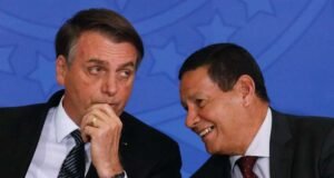 Mourão critica julgamento no STM que pode cassar patente de Bolsonaro