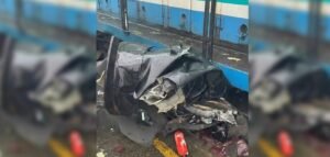 Colisão entre trem e carro deixa um morto e um ferido em Magé, RJ