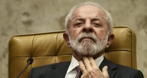 Justiça Federal arquiva ações de Damares Alves e Kim Kataguiri contra escola de samba que homenageará Lula