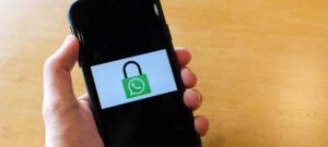 WhatsApp testa senha extra de 6 a 20 caracteres para reforçar segurança de contas