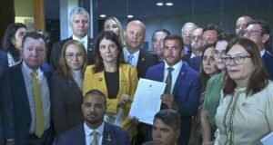 Oposição intensifica ações por CPMI do Banco Master e impeachment de Dias Toffoli