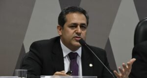 Presidente da Unafisco depõe à PF como investigado após criticar operação autorizada por Moraes