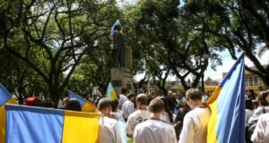 Comunidade ucraniana convoca atos em três capitais para lembrar quatro anos da guerra na Ucrânia