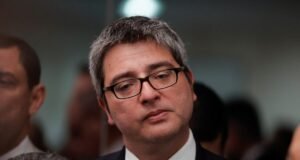 Líder do PL ironiza declaração de Lula sobre críticas evangélicas a desfile de carnaval