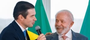 Hugo Motta acelera projetos de interesse do governo Lula para desviar foco de CPI do Banco Master
