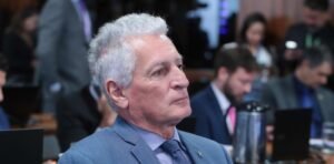 CPMI do INSS aprova quebra de sigilos de Lulinha e provoca confronto entre deputados