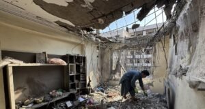 Paquistão bombardeia Cabul e Kandahar e anuncia “guerra aberta” contra o Talibã