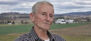 Agricultor de 86 anos dispensa R$ 77 milhões e impede instalação de data center de IA